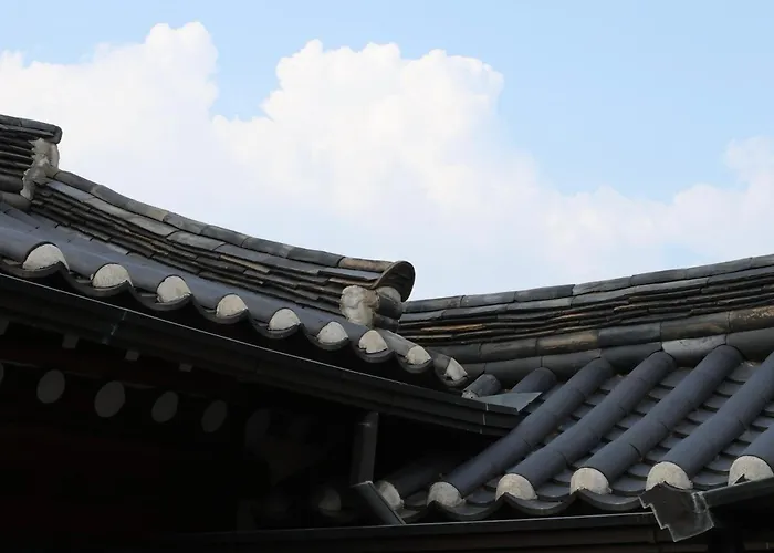 別荘 Damsojeong A 100 Year Old Traditional Korean Hanok Built In 1921 *