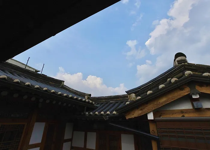 Damsojeong A 100 Year Old Traditional Korean Hanok Built In 1921 ソウル特別市